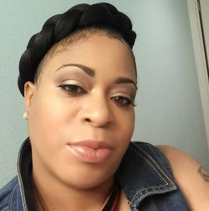 Meet your Posher, Cheri